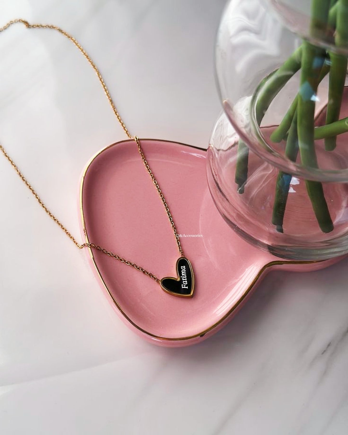 Black Heart Necklace π€